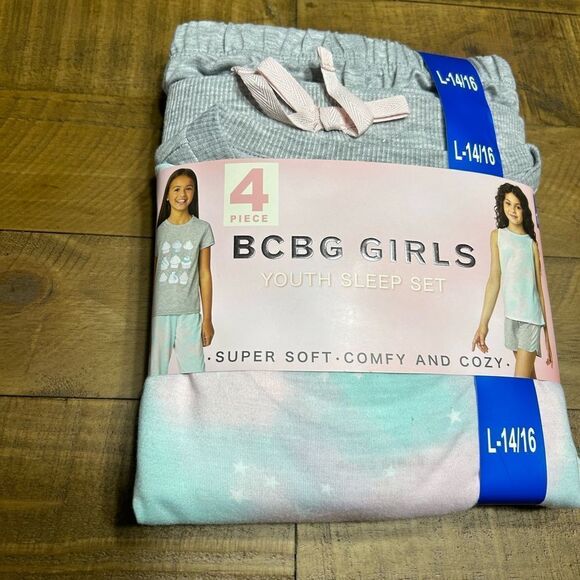 BCBG Girls 4-Piece Youth Sleep Set - Picture 4 of 4